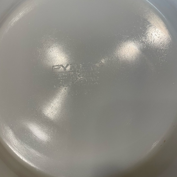 Vintage Corning Pyrex Tableware, 9" Dinner Plate Double Red Burgundy Stripe 703 - Picture 5 of 6